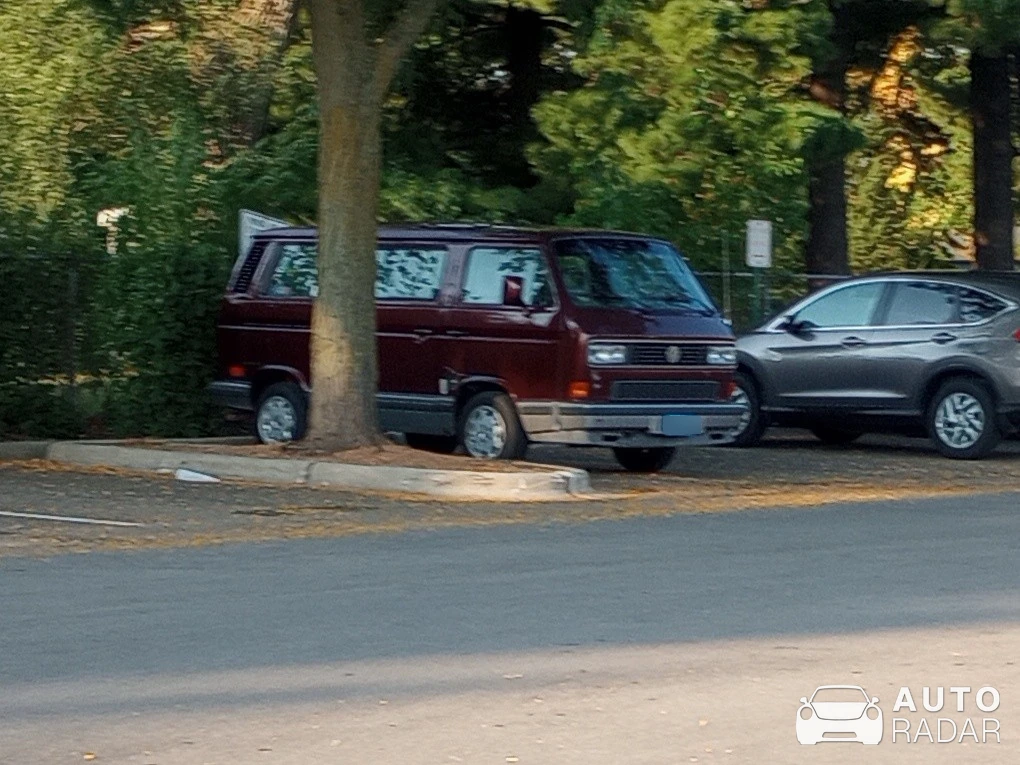 Volkswagen Vanagon spotted in Middleton