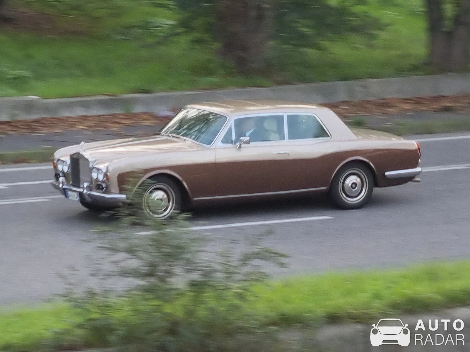 Rolls-Royce Corniche spotted in Milan, Italy