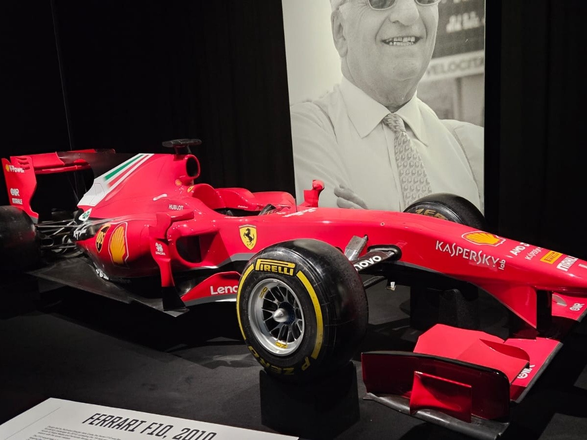 Ferrari F10