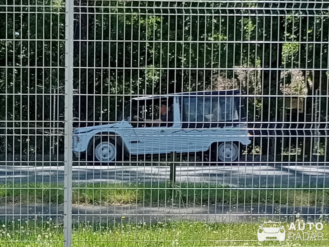 Citroën Mehari spotted in Saint-Vincent-de-Tyrosse