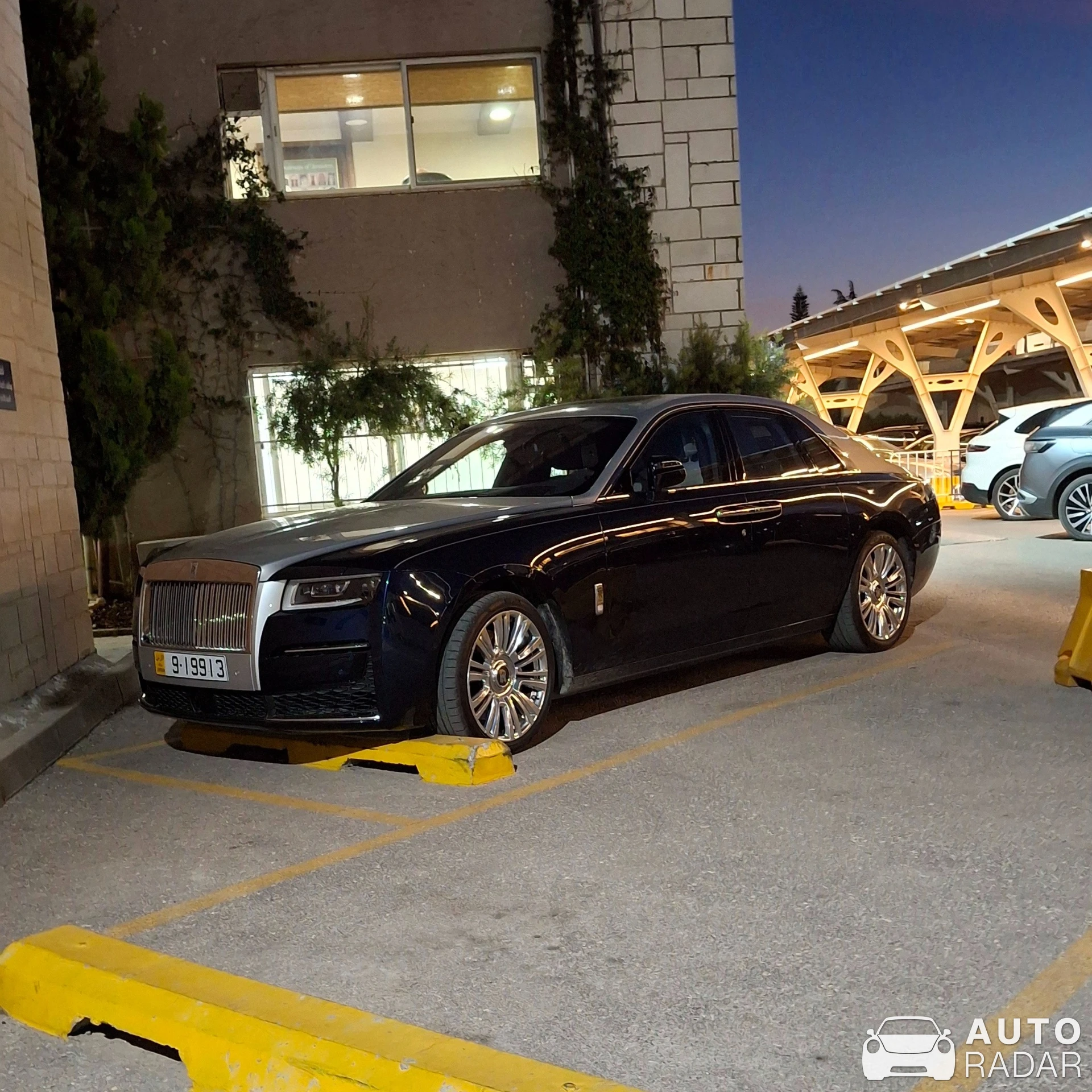 Rolls-Royce Ghost spotted in عمّان, Jordan