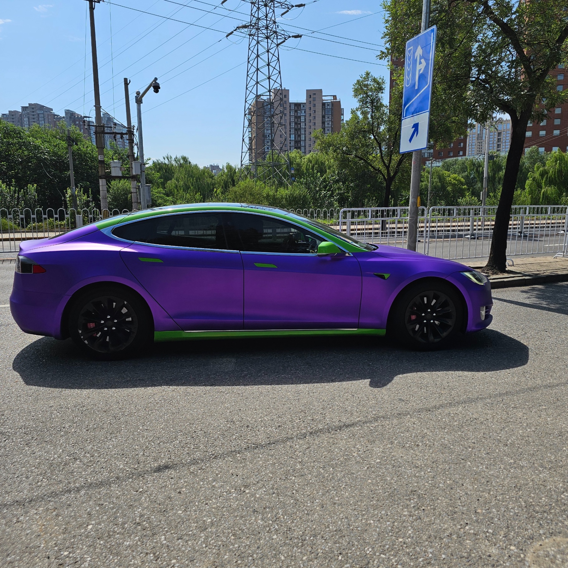 Tesla Model S PLAID