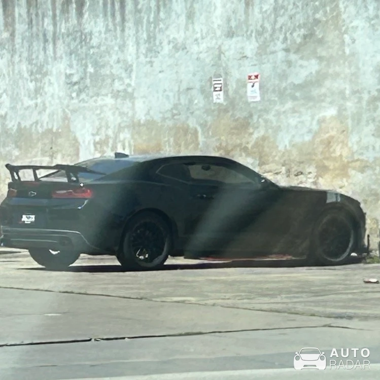 Chevrolet Camaro SS spotted in East Dubuque