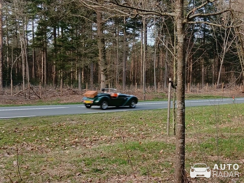 Burton 2CV spotted in Ruurlo