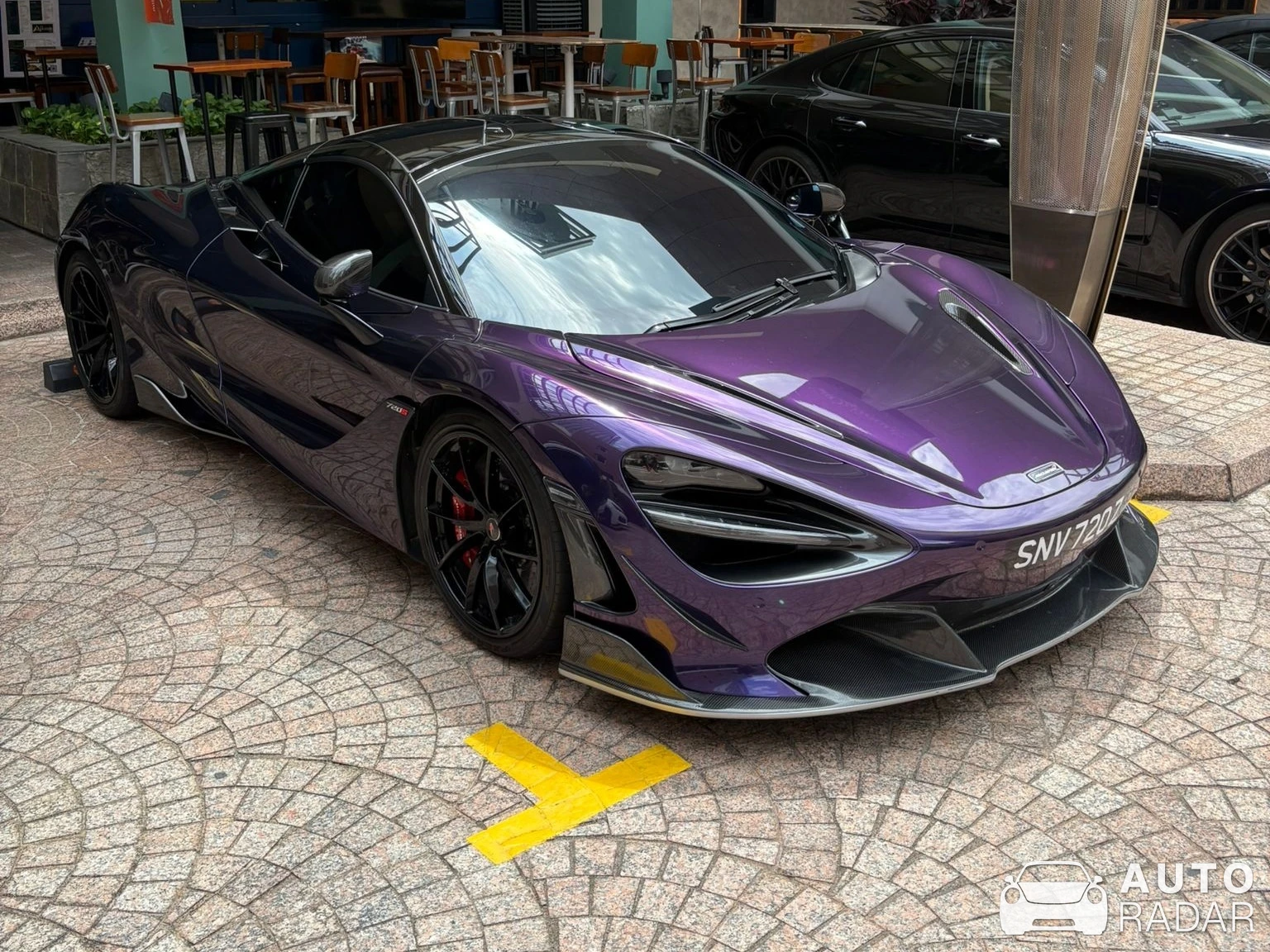 McLaren 720S spotted in Singapore, Singapore
