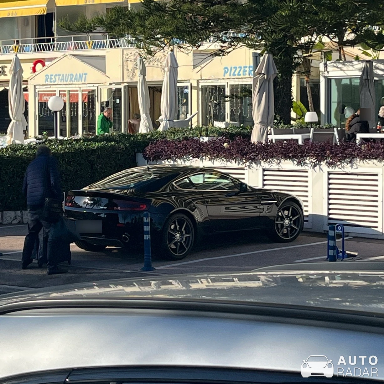 Aston Martin V8 Vantage spotted in Roquebrune-Cap-Martin, Francia