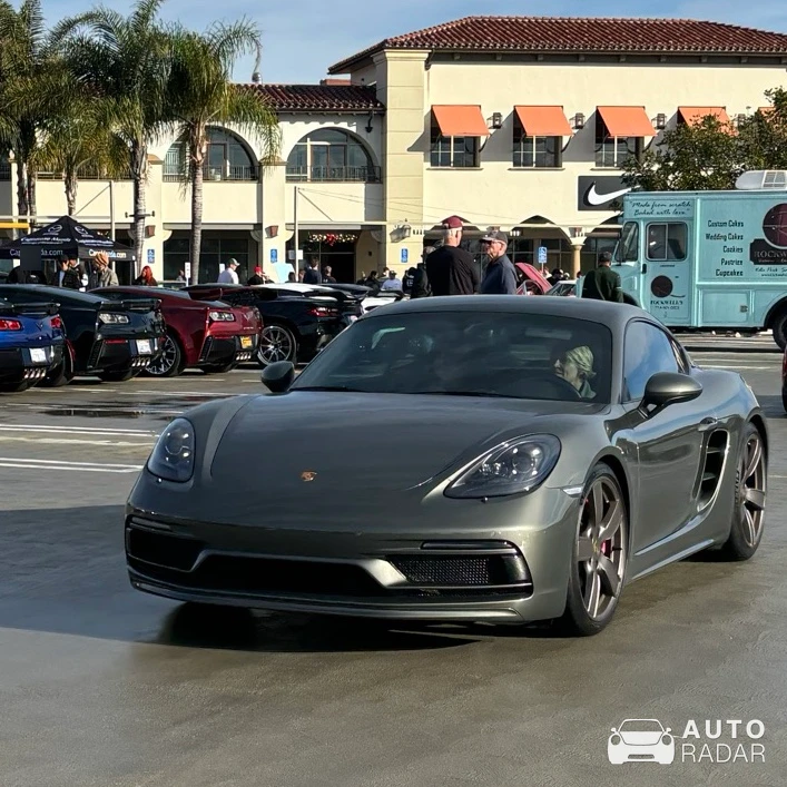 Porsche 718 Cayman S spotted in San Clemente, United States