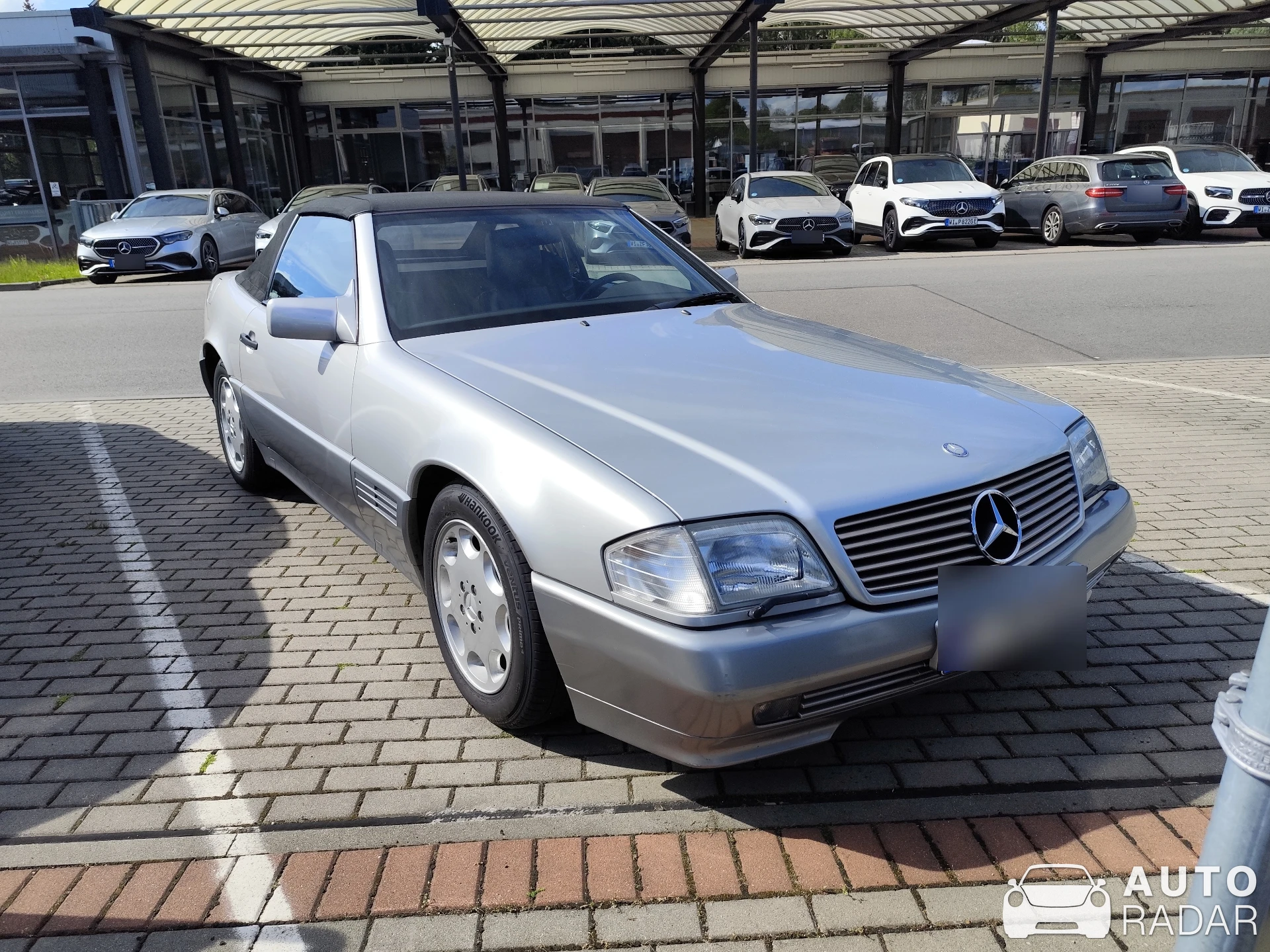 Mercedes-Benz 300SL-24 R129 spotted in Chemnitz