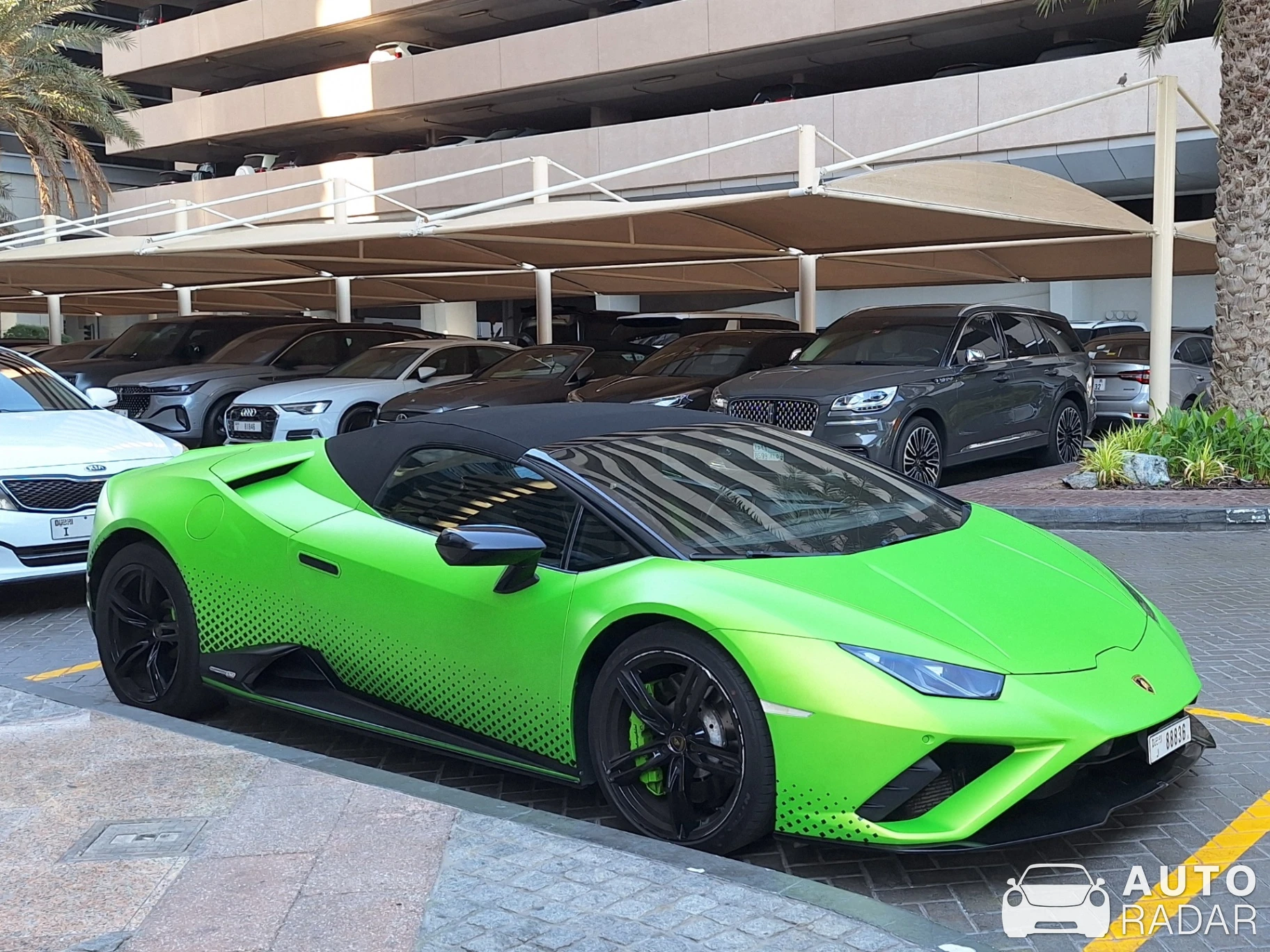 Lamborghini Huracán LP610-2 EVO RWD Spyder spotted in Dubai, United Arab Emirates