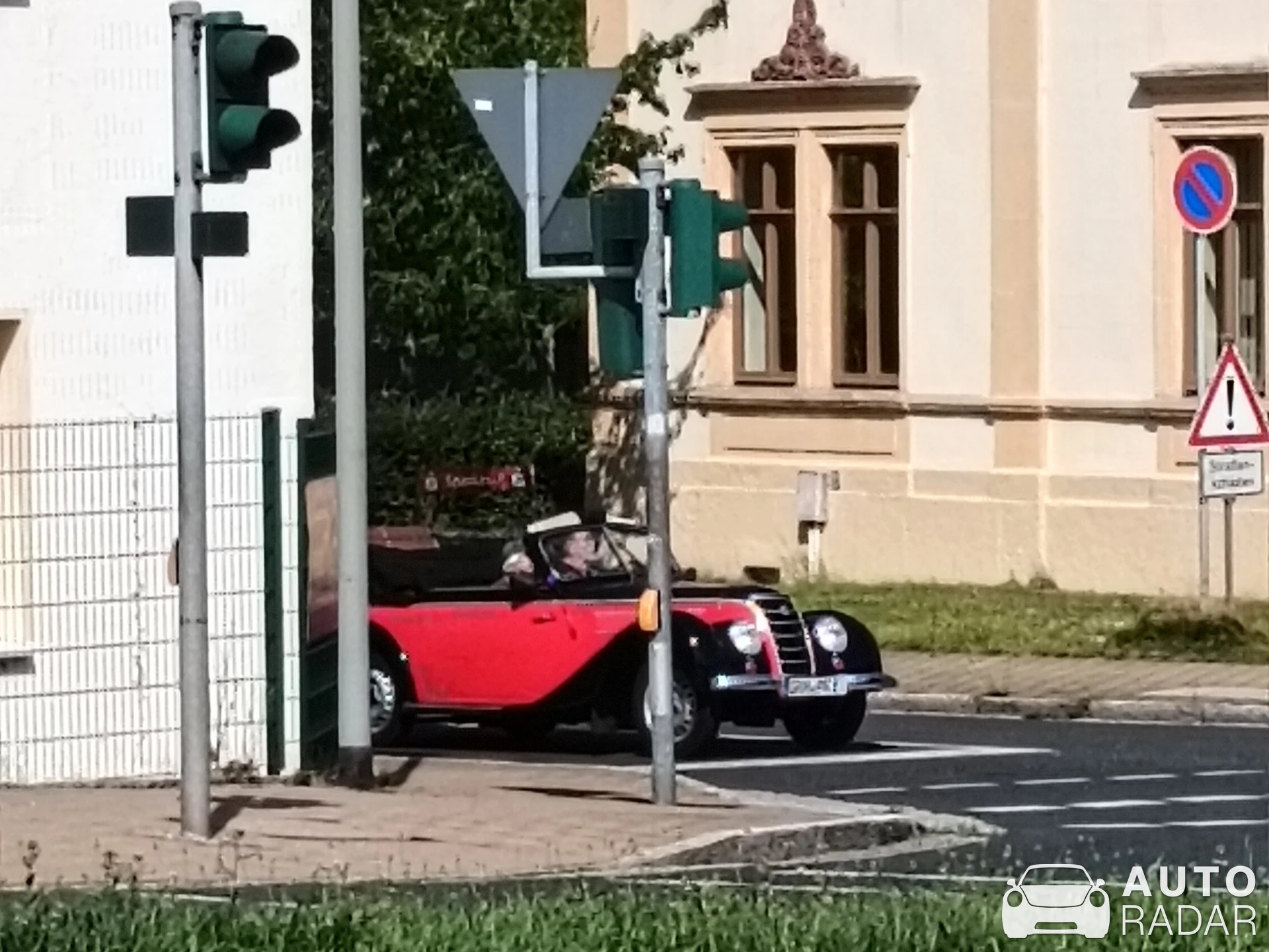 BMW 327 spotted in Meißen