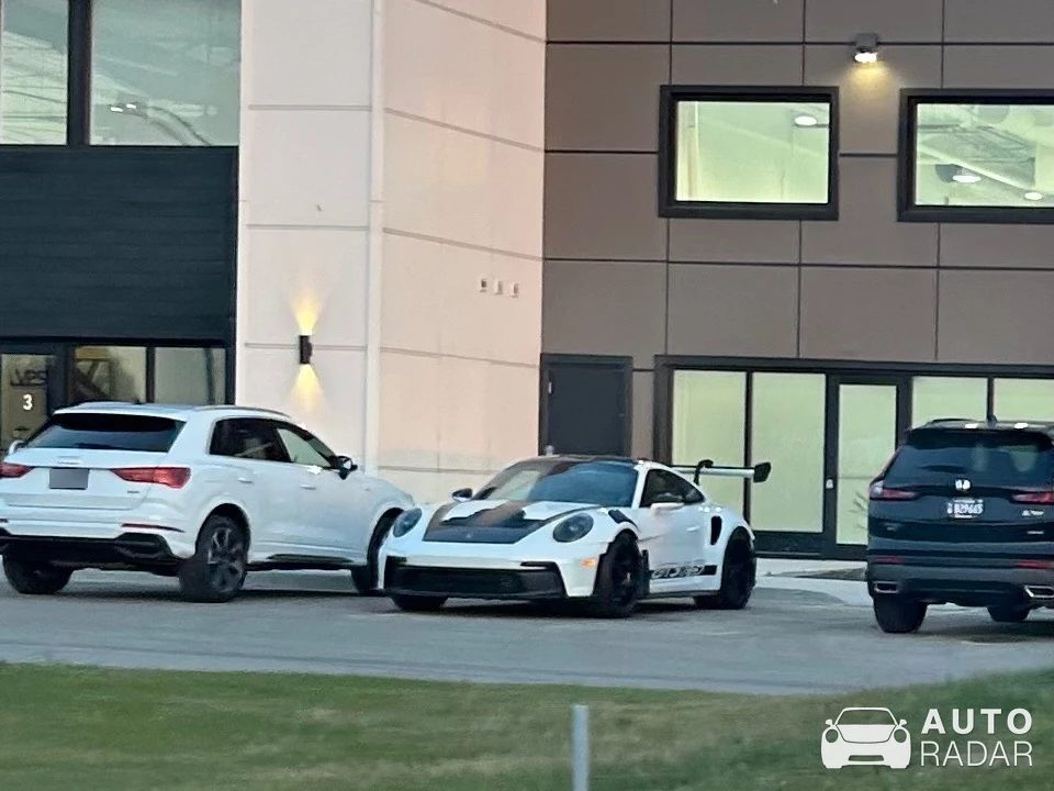 Porsche 992 GT3 RS MkI spotted in Macdonald, Canada