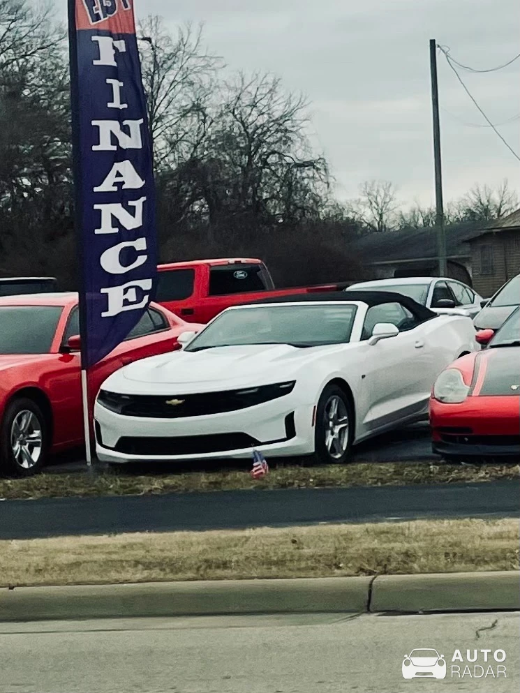 Chevrolet Camaro Convertible spotted in Mason, United States