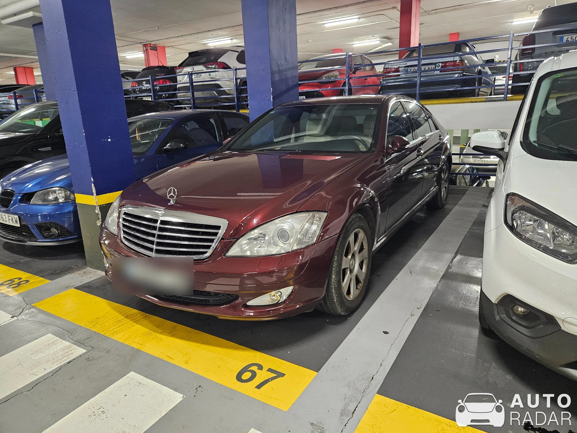 Mercedes-Benz S-Klasse W221 spotted in Zaragoza, España
