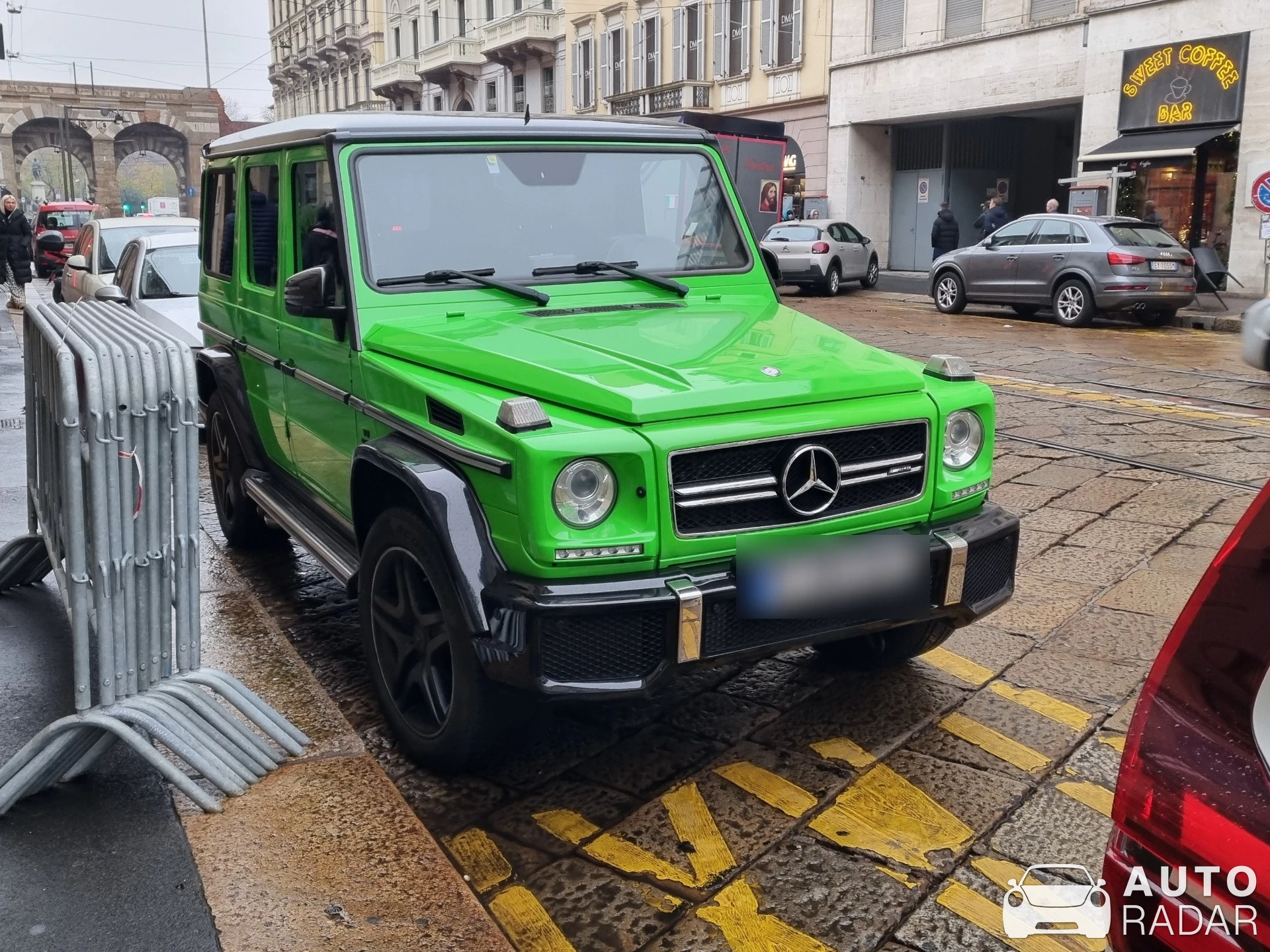 Mercedes-Benz G 63 W463 spotted in Milano, Italia