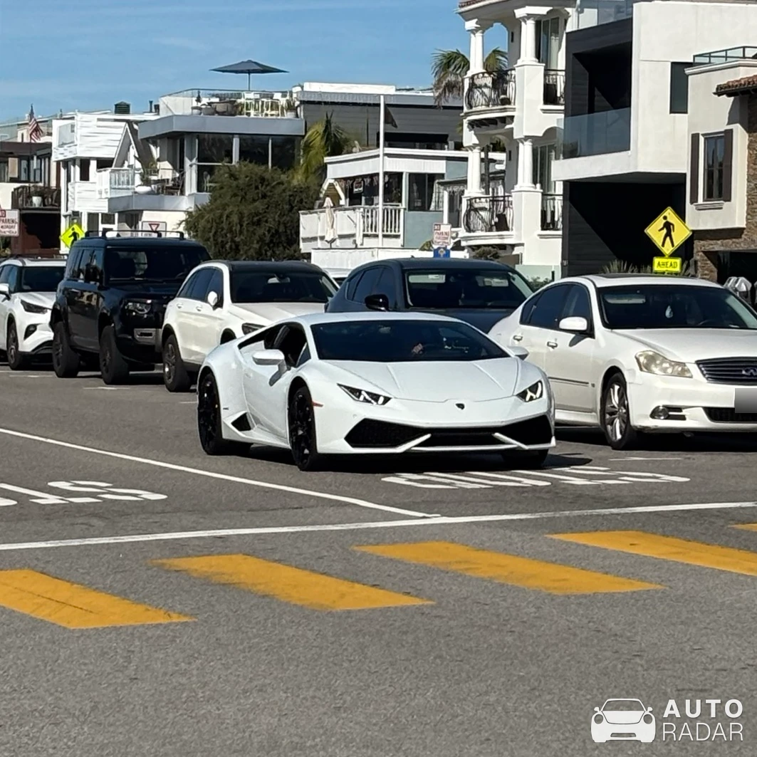 Lamborghini Huracán LP610-4 spotted in Hermosa Beach, United States