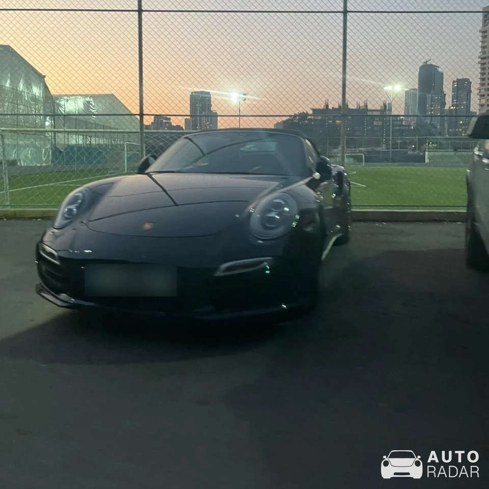 Porsche 991 Carrera S Cabriolet MkI spotted in Forn El Chebbak, Liban