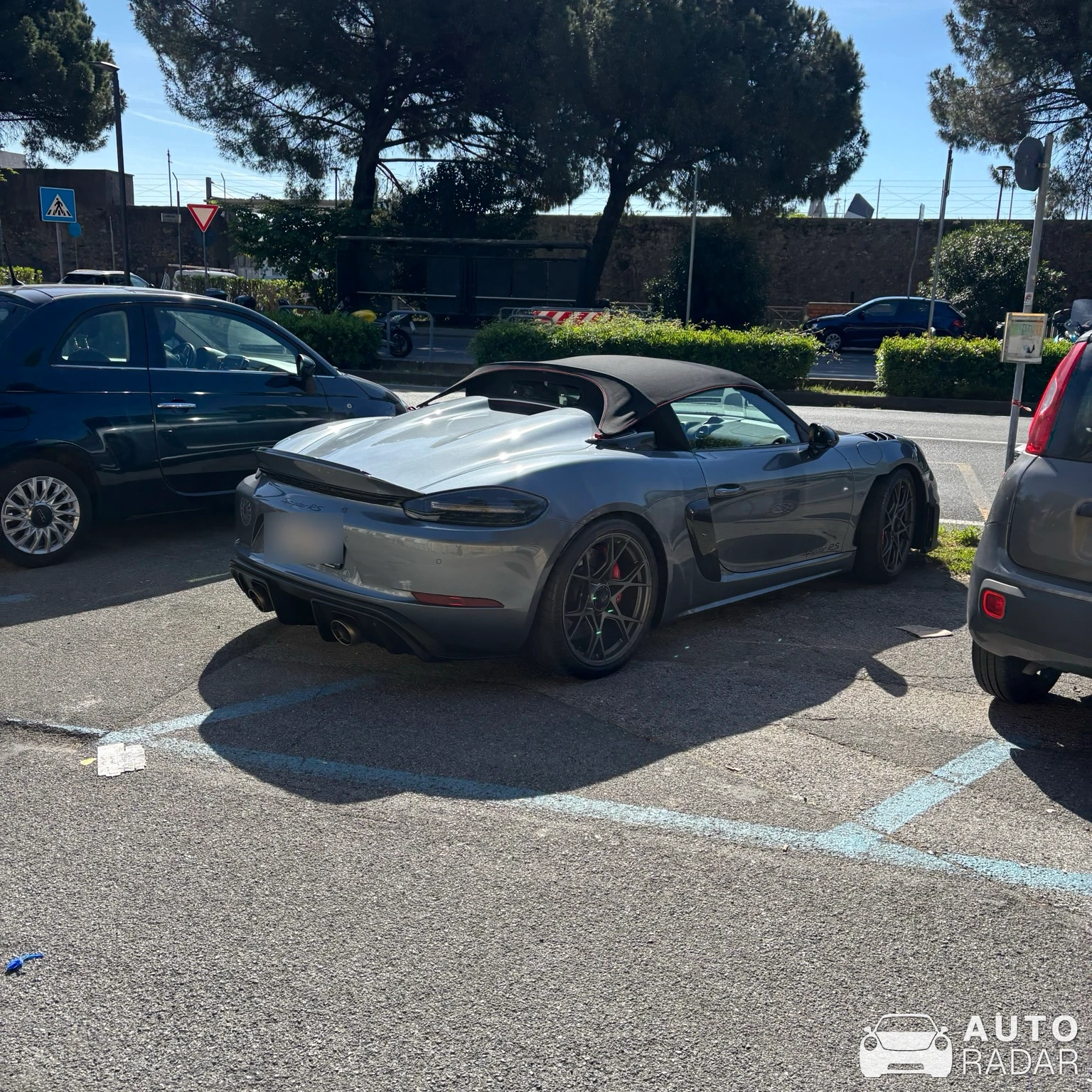 Porsche 718 Spyder RS spotted in La Spezia