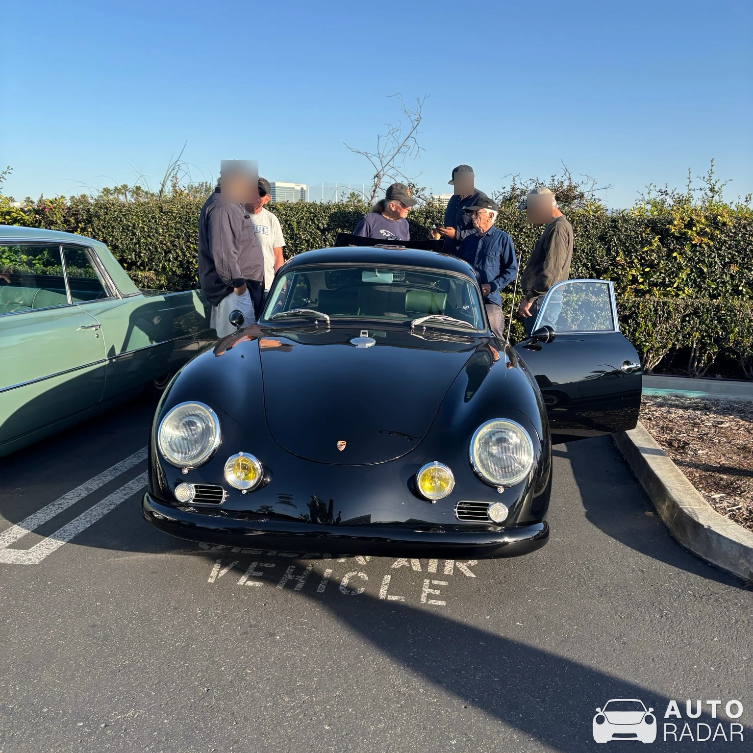 Porsche 356 Replica spotted in El Segundo