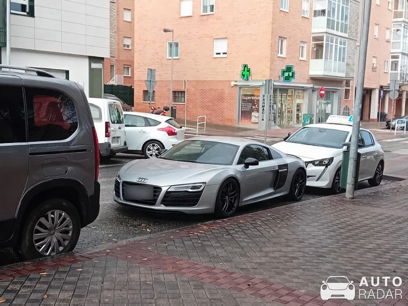 Audi R8 V8 Type 42 spotted in Pamplona, Spain