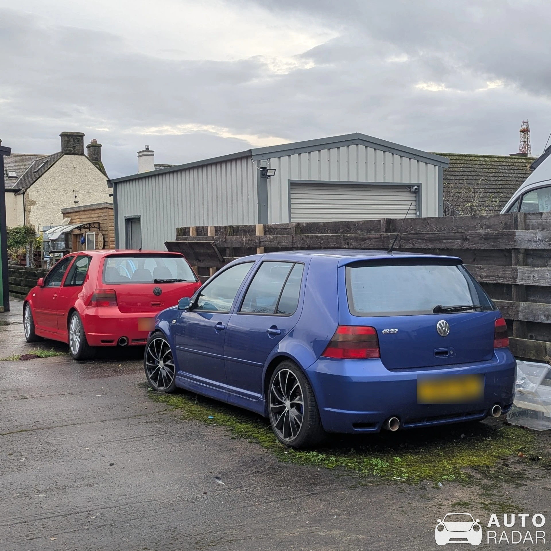 Volkswagen Golf R32 spotted in Highland Council, United Kingdom