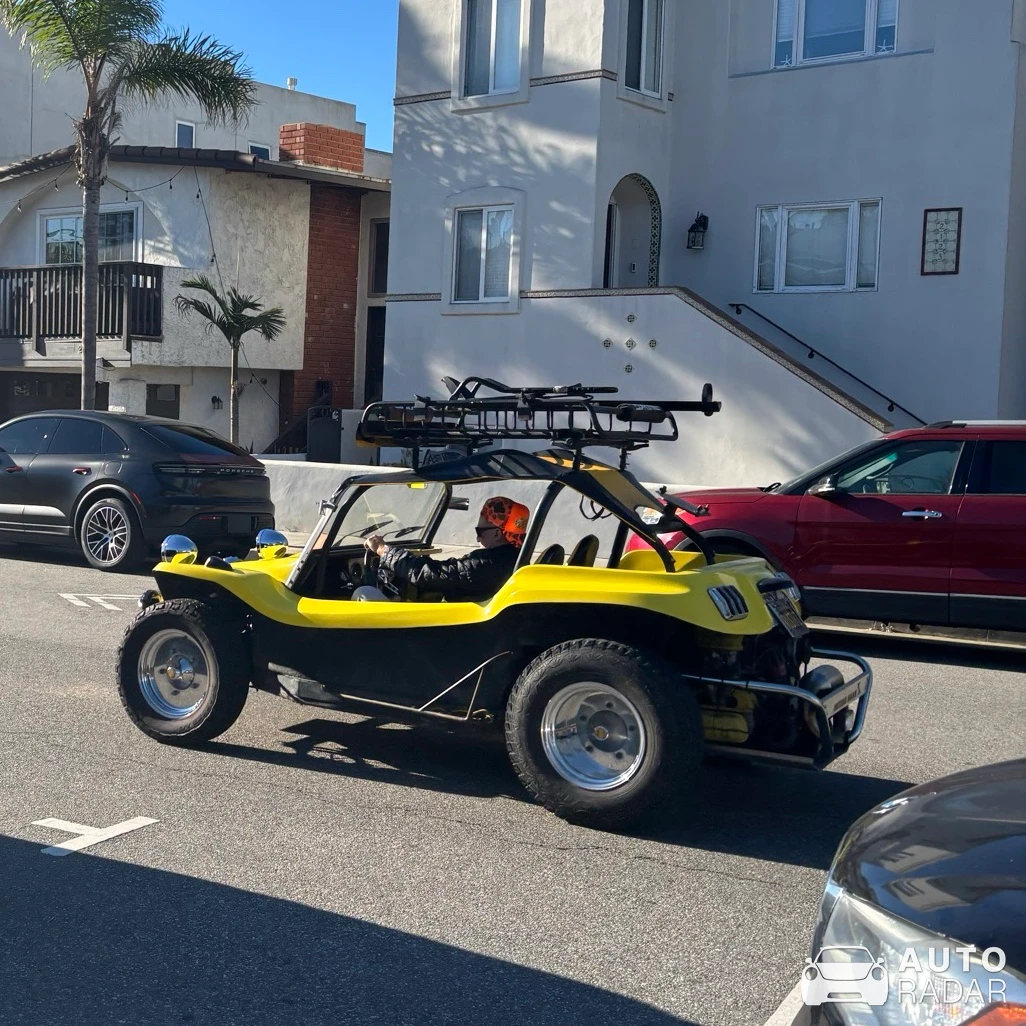 Meyers Manx spotted in Hermosa Beach, United States