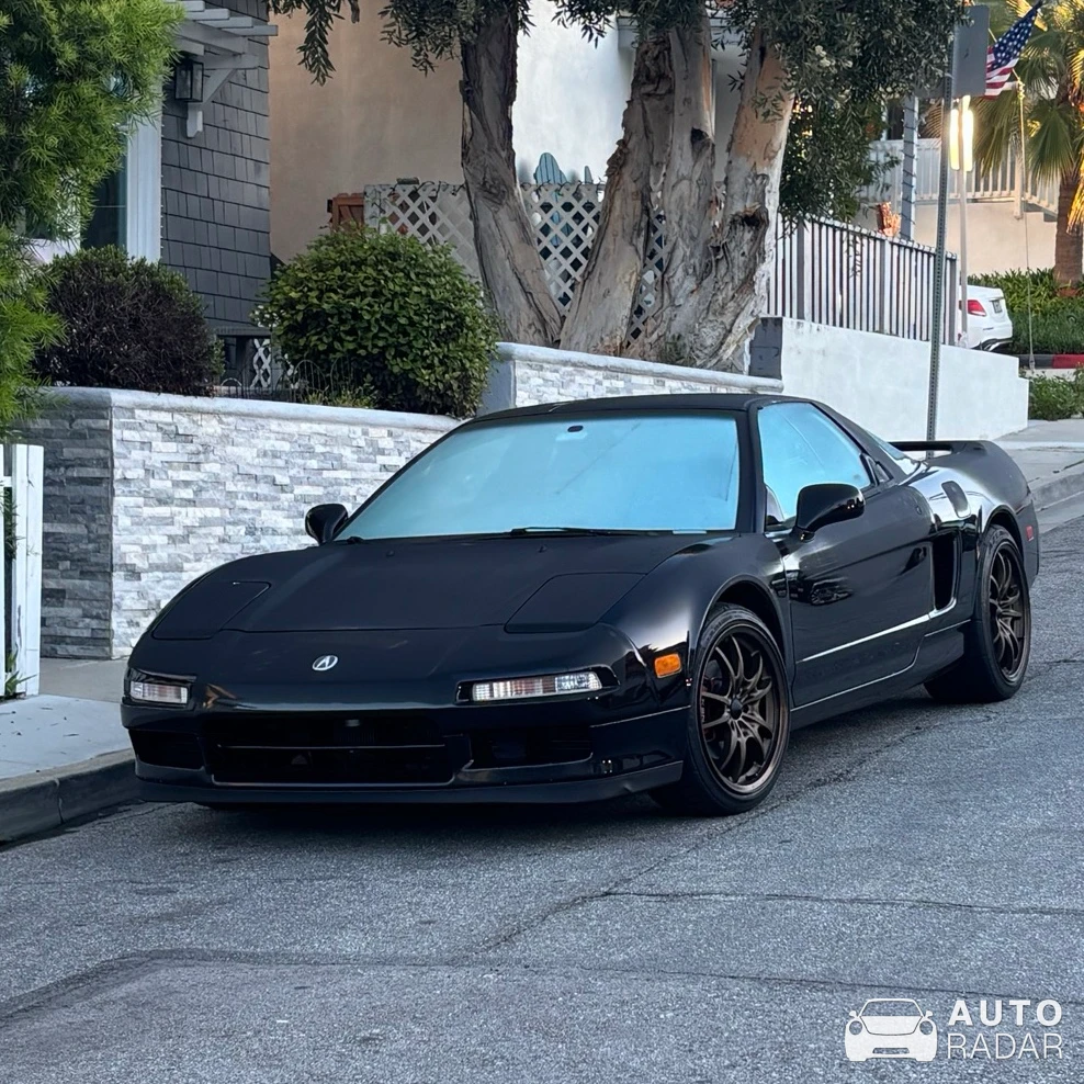 Acura NSX NA1 spotted in Hermosa Beach, United States