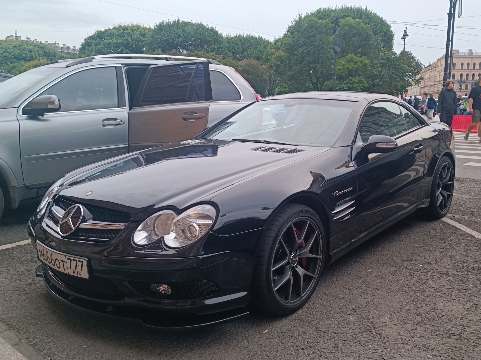 Mercedes-Benz SL 55 AMG R230