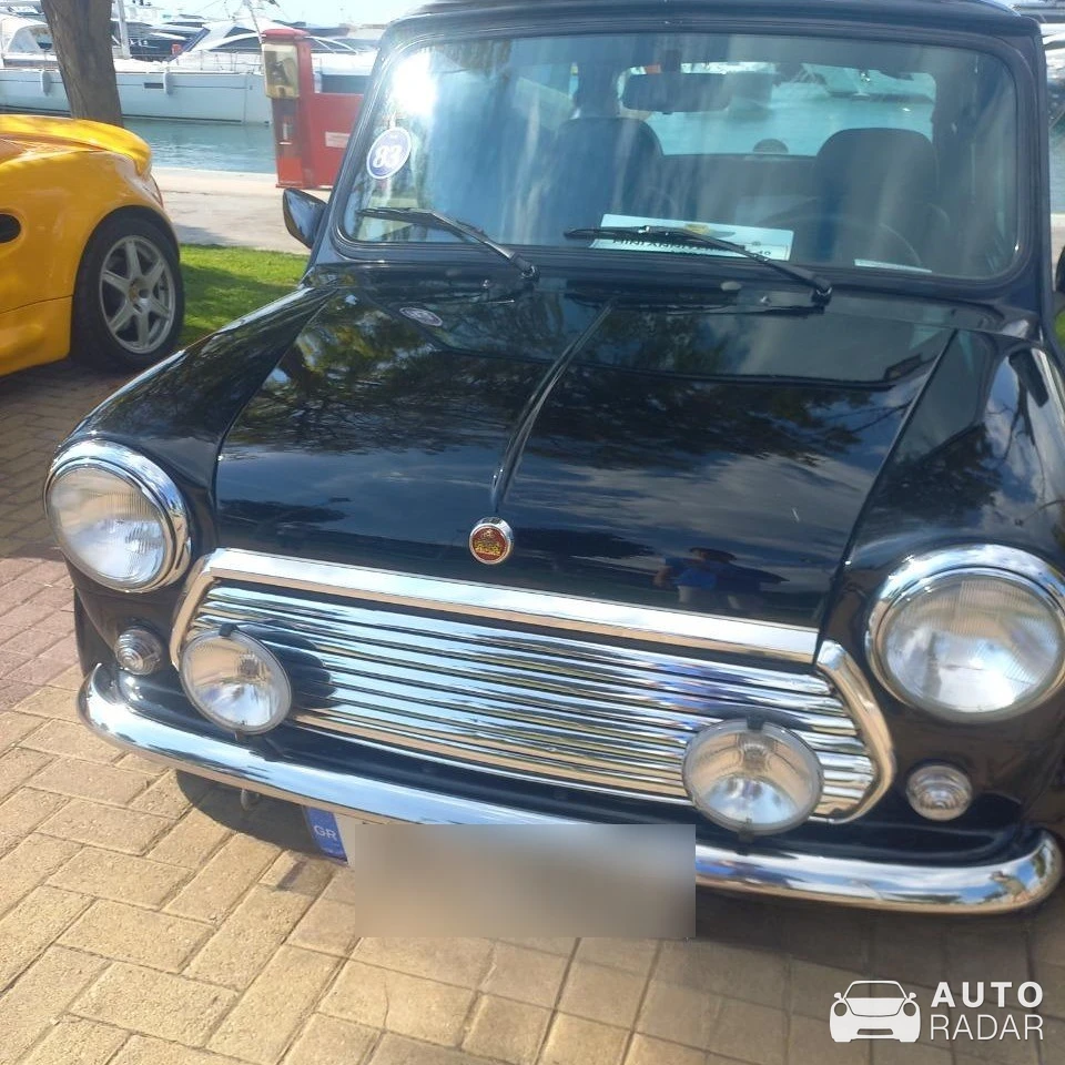 Mini 40th Anniversary Edition spotted in Athina, Greece