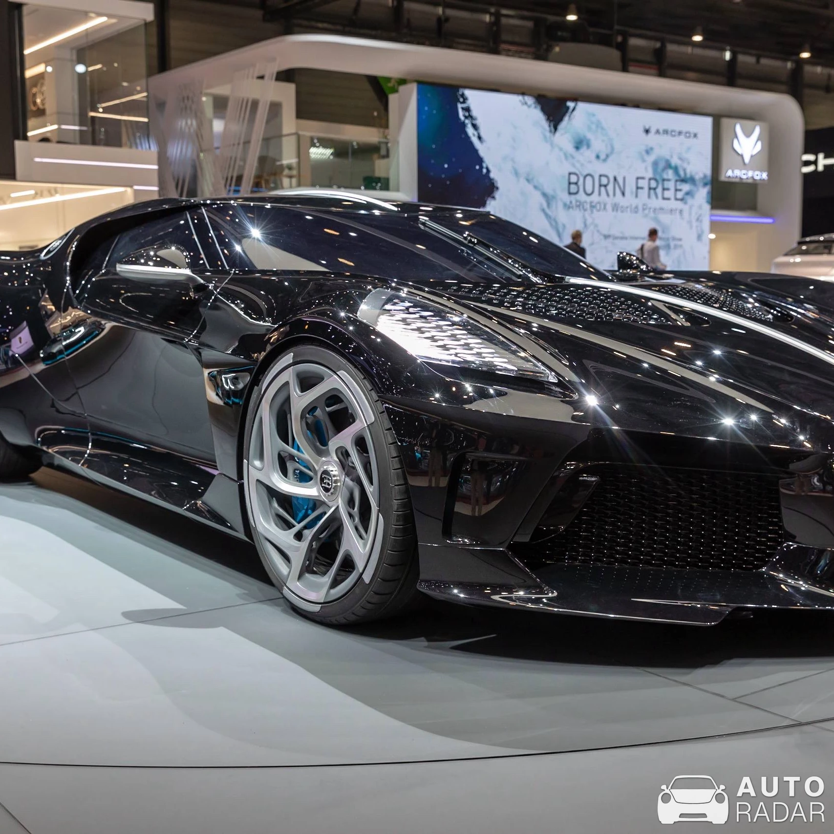 Bugatti La Voiture Noire spotted in Dolni Pasarel