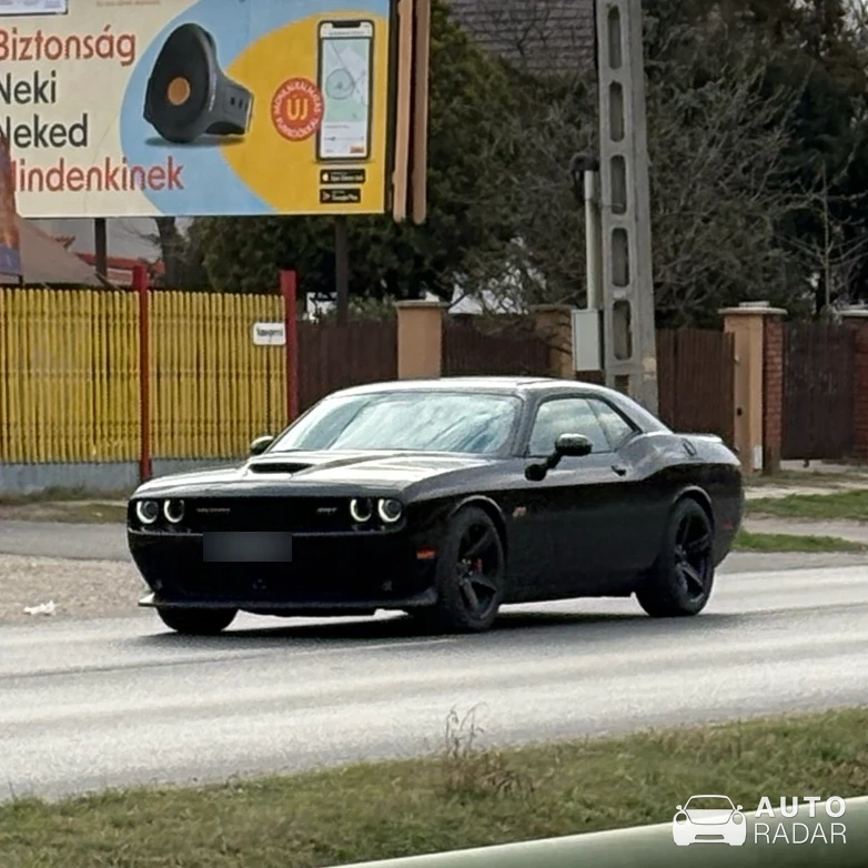 Dodge Challenger SRT 392 2015 spotted in Debrecen