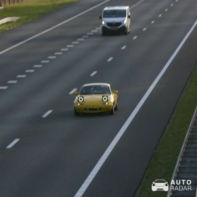 Mazda MX-5 NA spotted in Hengelo, Netherlands
