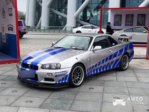 Nissan Skyline R34 GT-R spotted in 九龙坡区, 中國