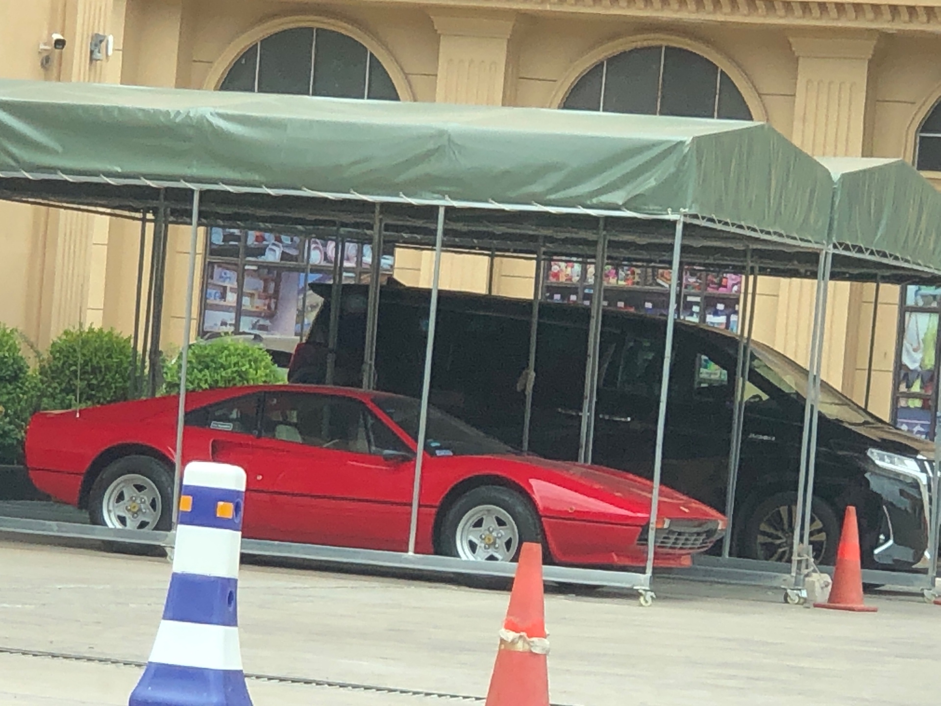 Ferrari 348 GTB