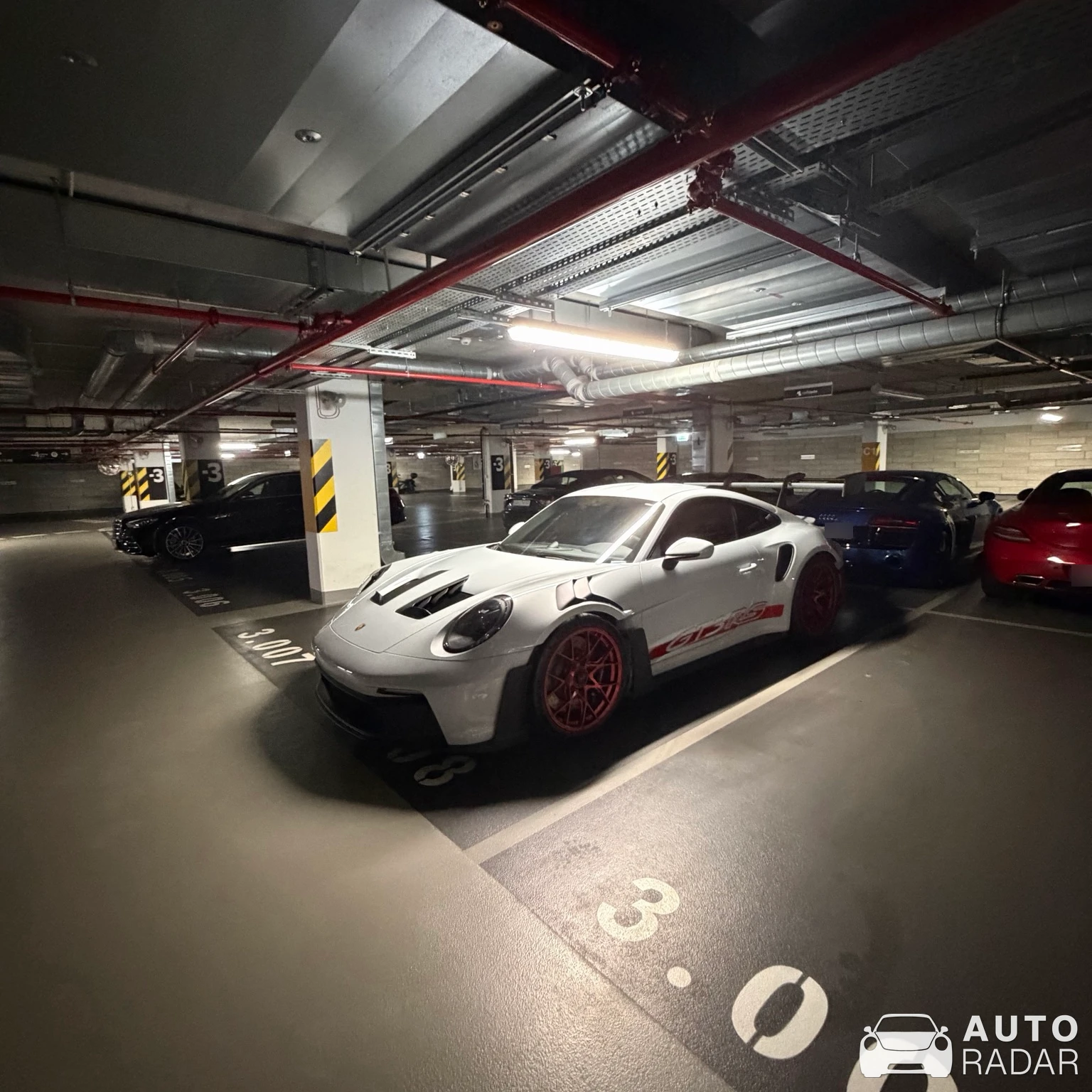 Porsche 992 GT3 RS MkI spotted in Warszawa, Polska
