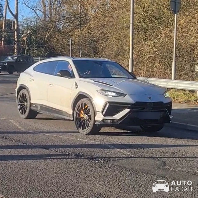 Lamborghini Urus S spotted in Alderley Edge, United Kingdom