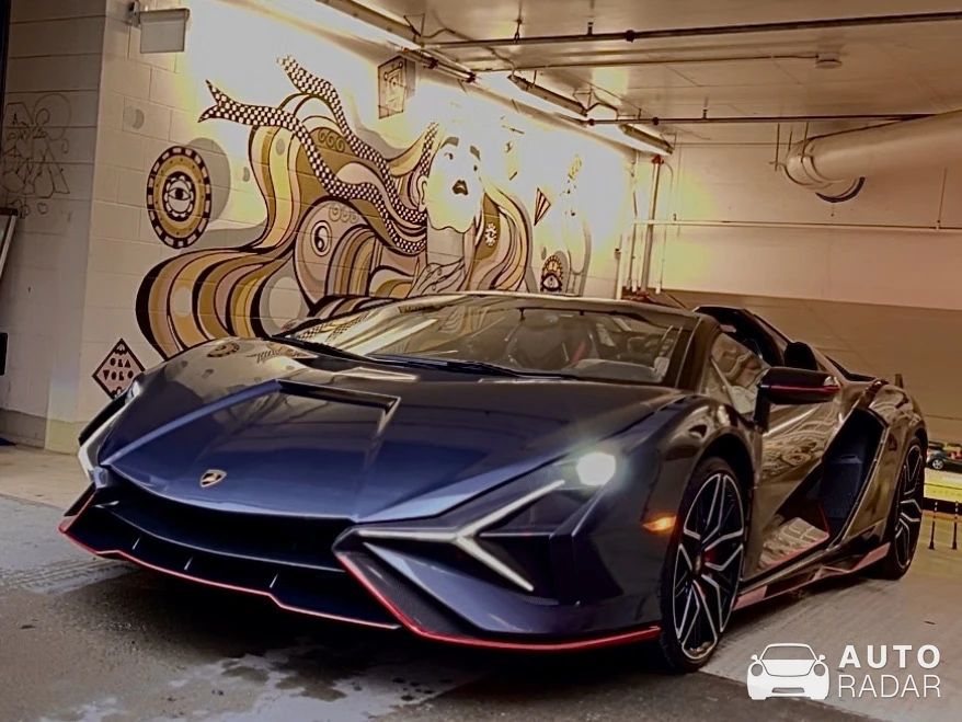 Lamborghini Sián Roadster spotted in Montreal, Canada
