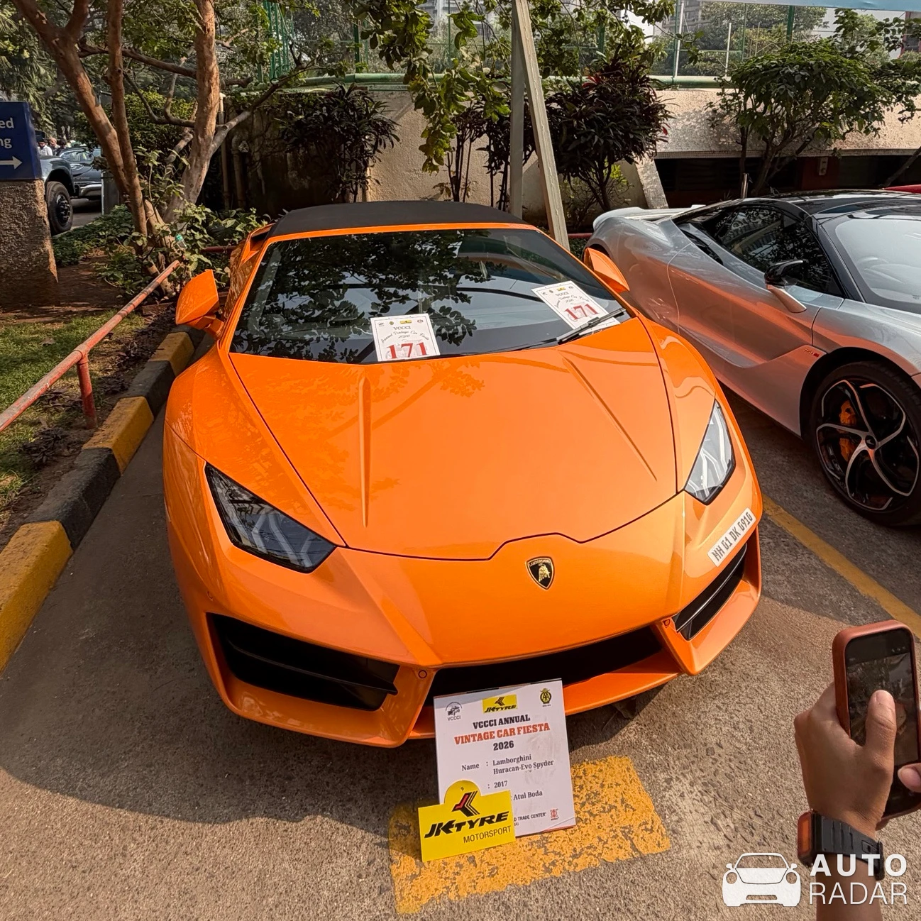 Lamborghini Huracán LP640-4 EVO Spyder spotted in Mumbai, India