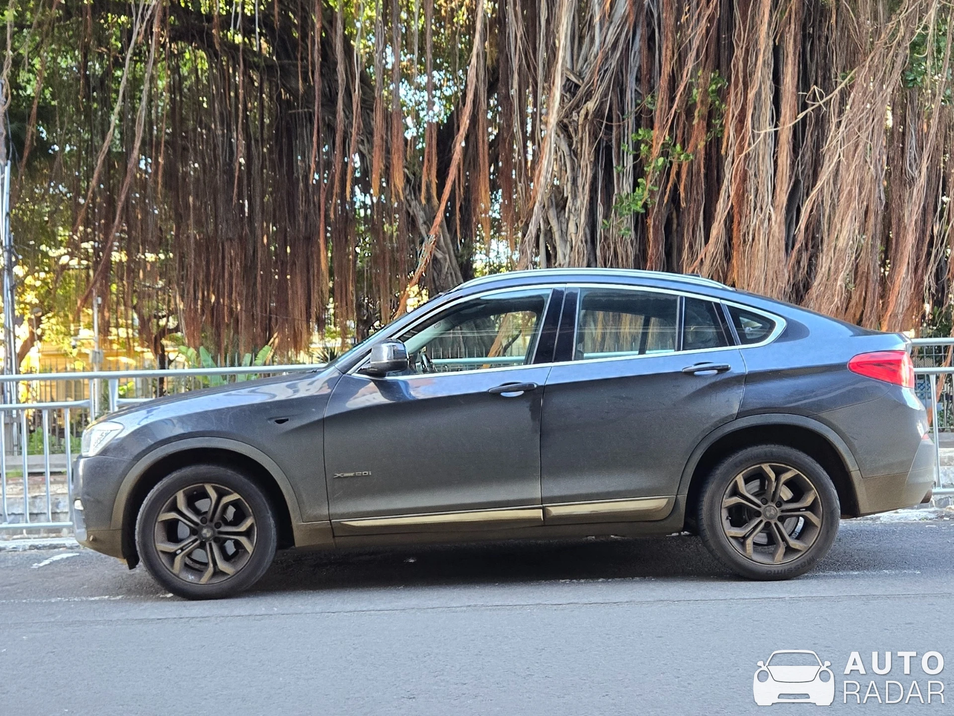 BMW X4 F26 spotted in Port Louis