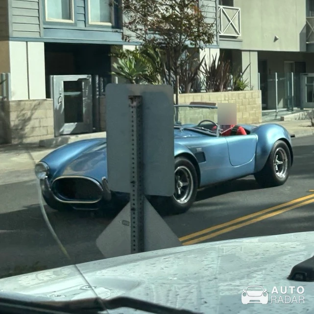 Shelby Cobra 427 Replica spotted in Santa Monica, United States