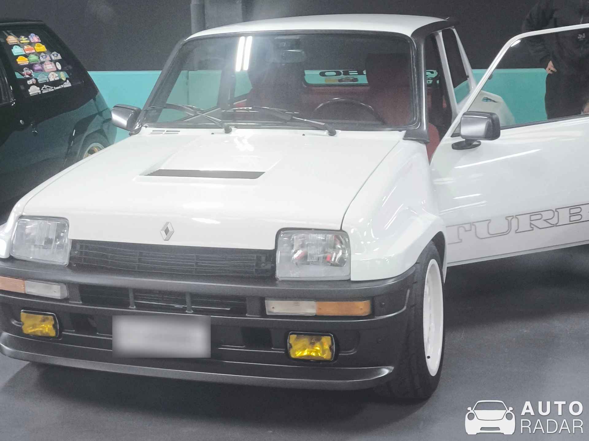 Renault 5 Turbo 2 spotted in Les Franqueses del Vallès