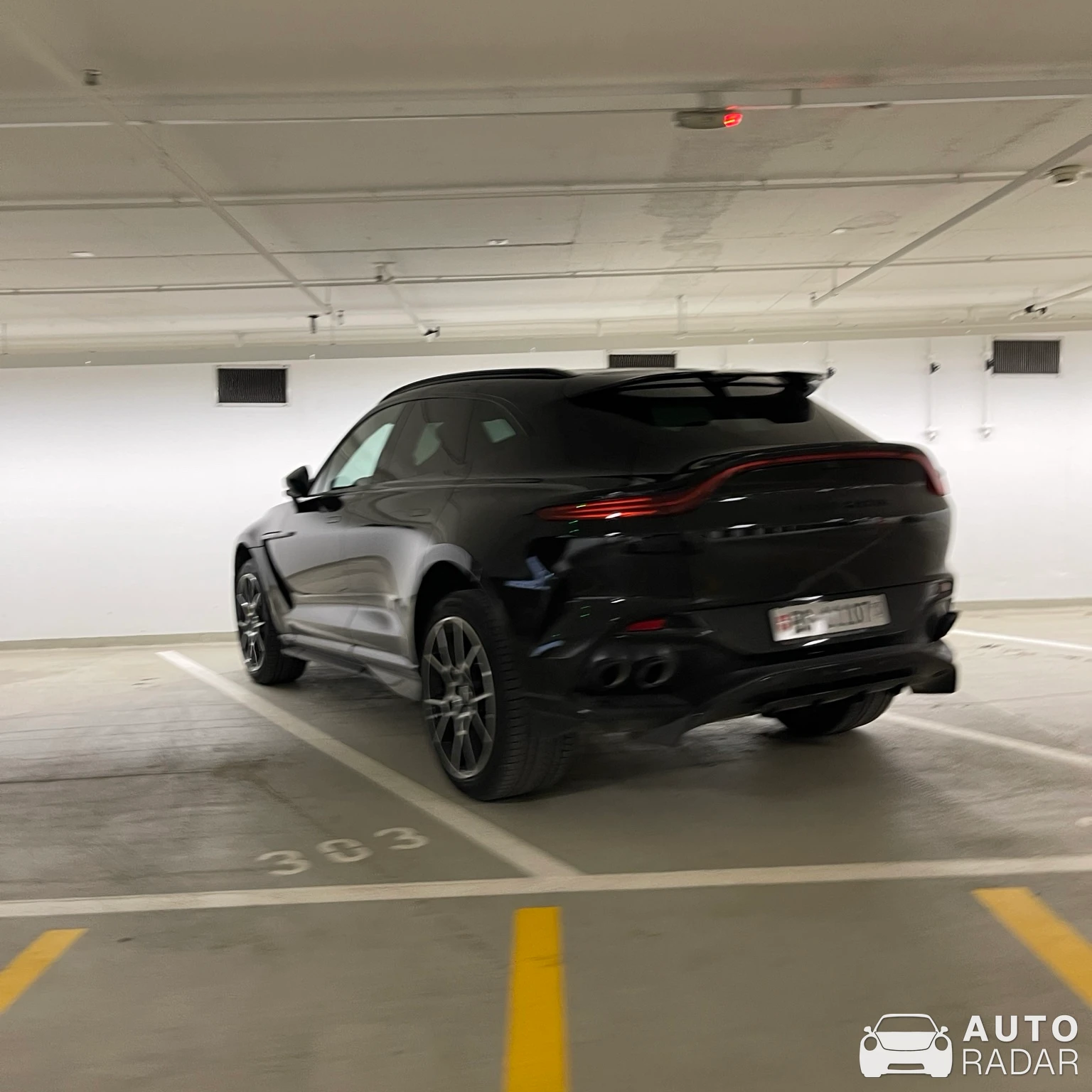 Aston Martin DBX707 spotted in Zürich, Schweiz