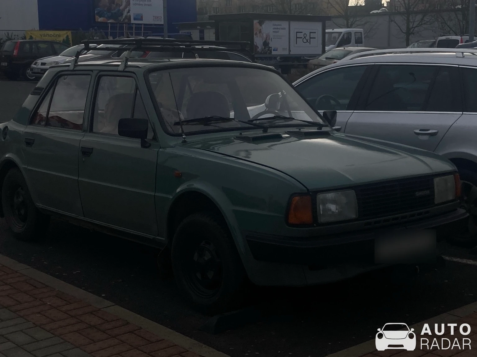Škoda 120 L (Type 742) spotted in Sokolov, Česko