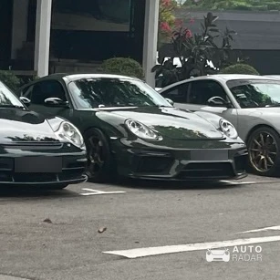Porsche 981 Cayman S spotted in Singapore, Singapore