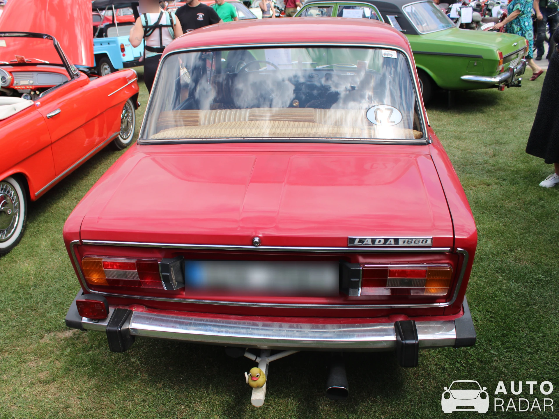 Lada 2103/2106 spotted in Skalice