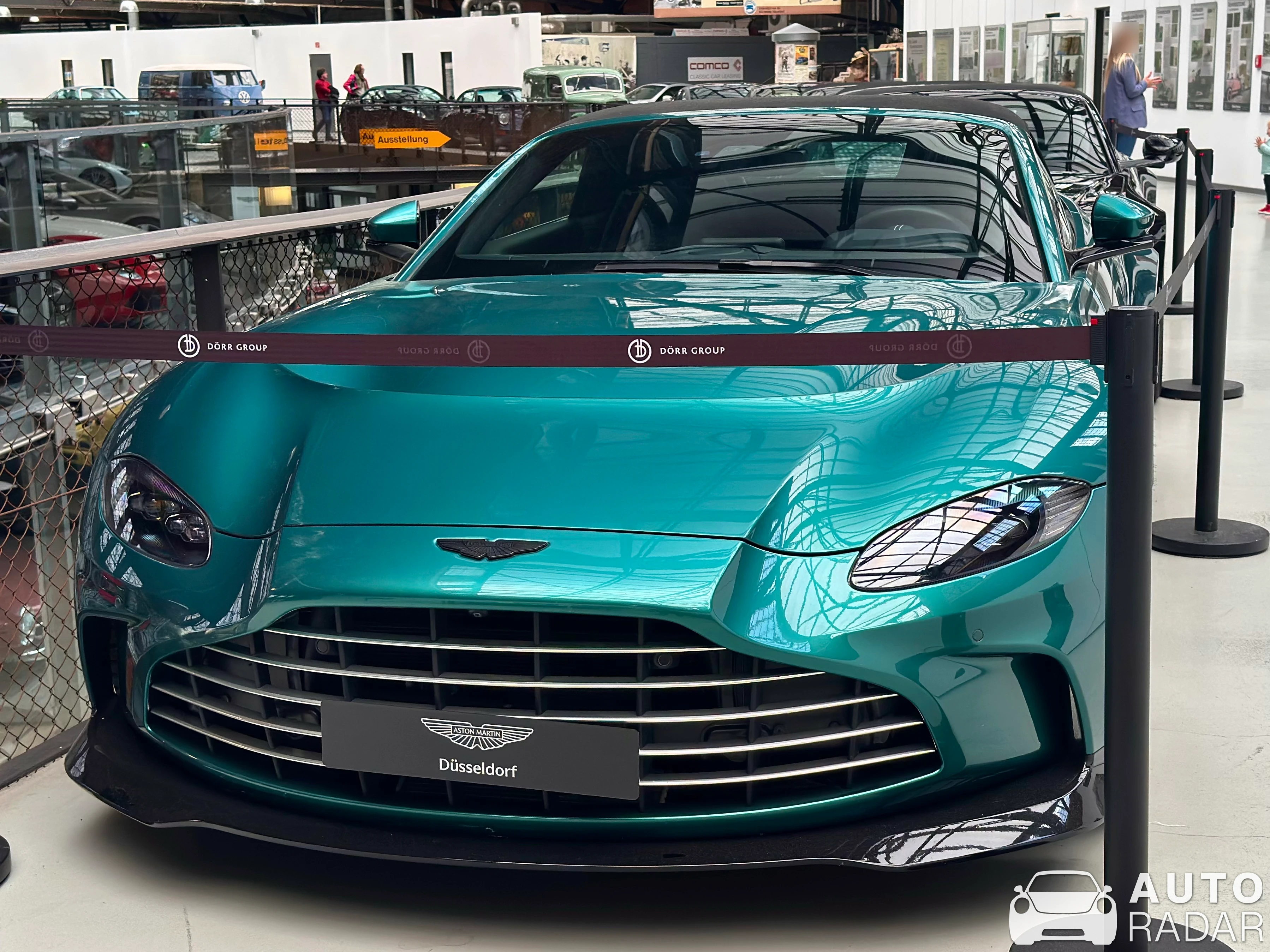 Aston Martin V12 Vantage Roadster spotted in Düsseldorf