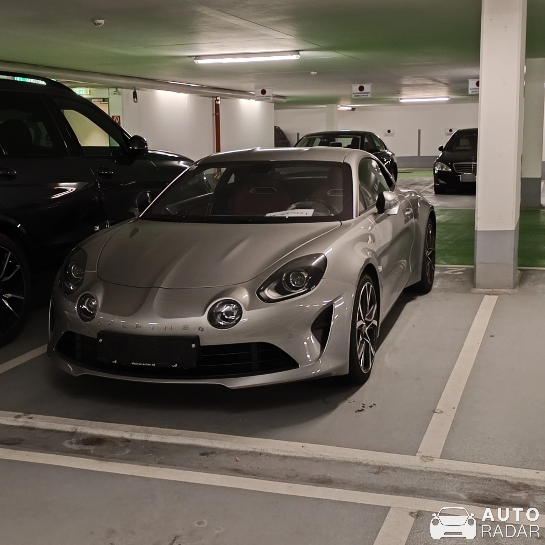 Alpine A110 spotted in Wien, Rakousko