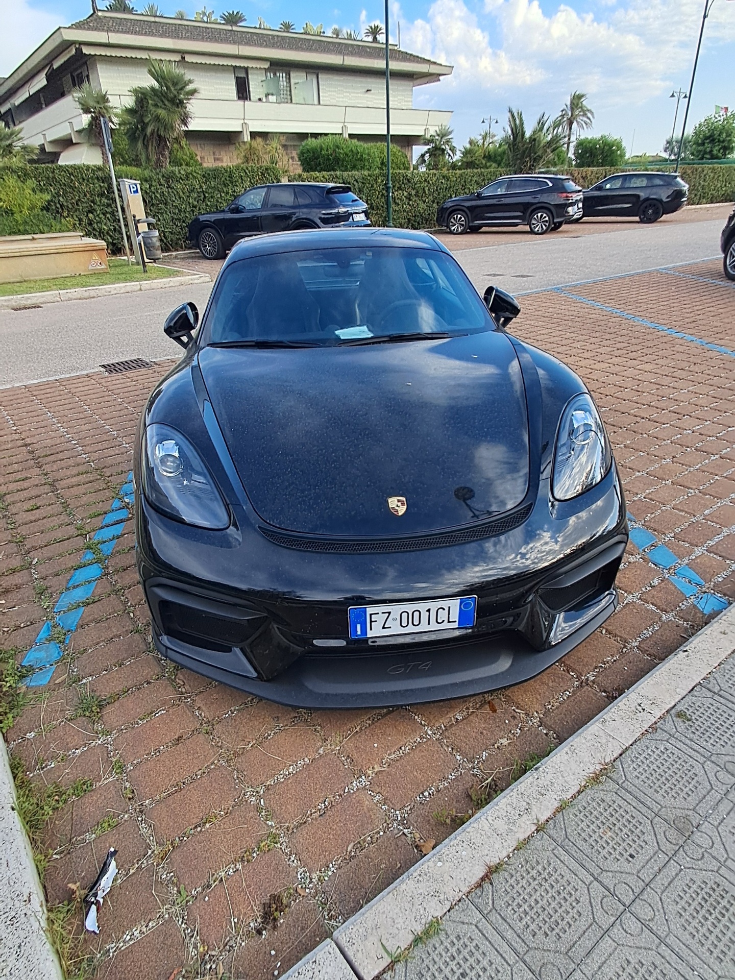 Porsche 718 Cayman GT4 MR