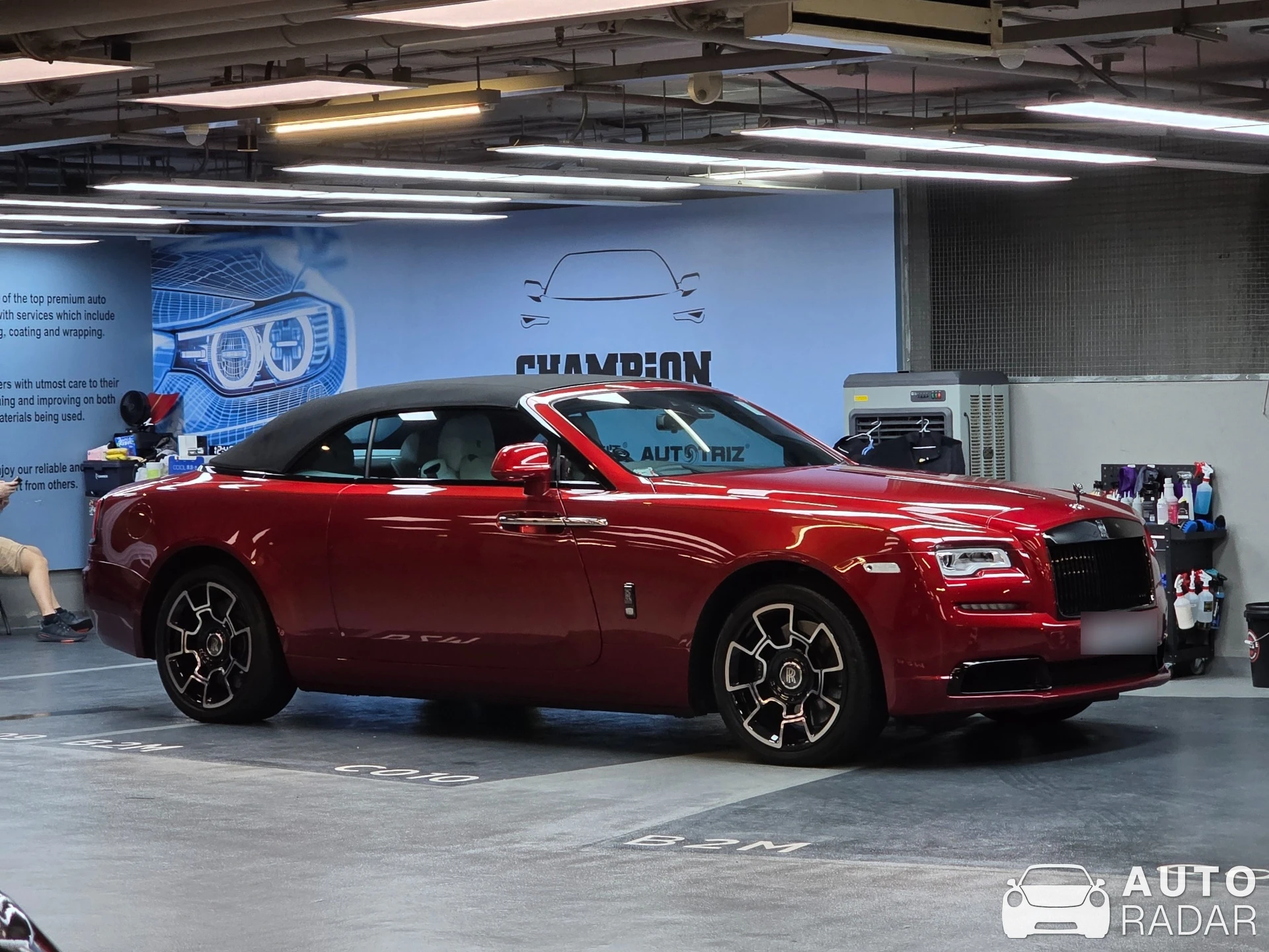 Rolls-Royce Dawn Black Badge spotted in Hong Kong