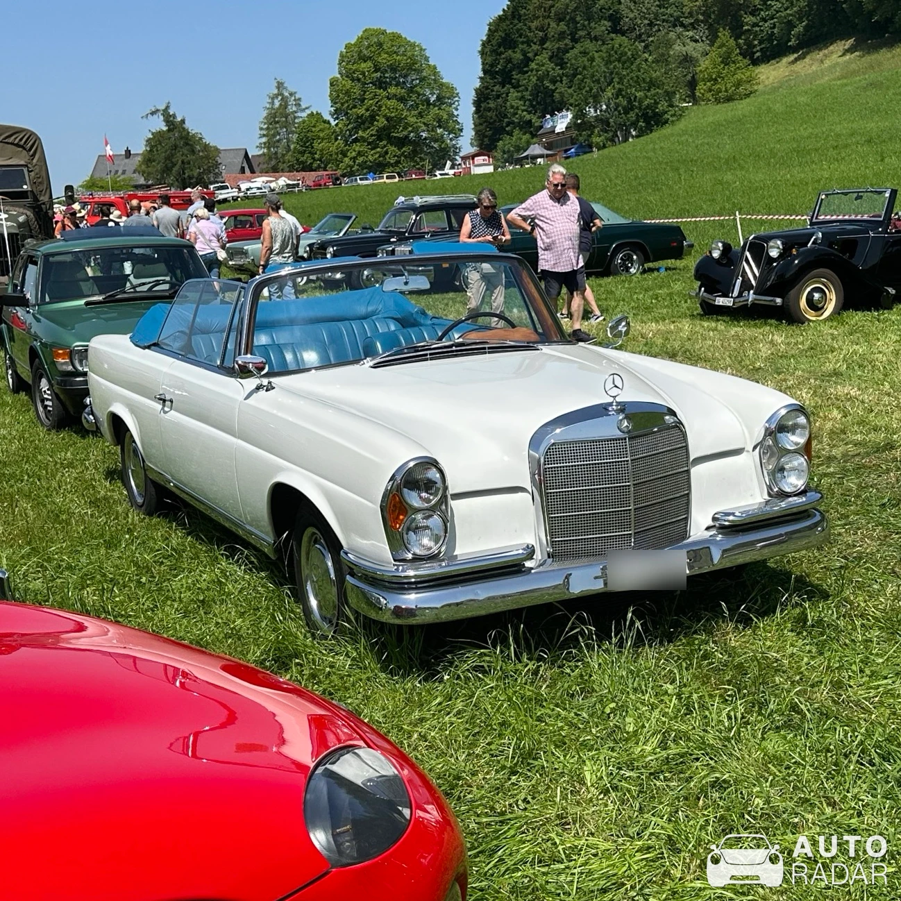 Mercedes-Benz W111 spotted in Dürnten