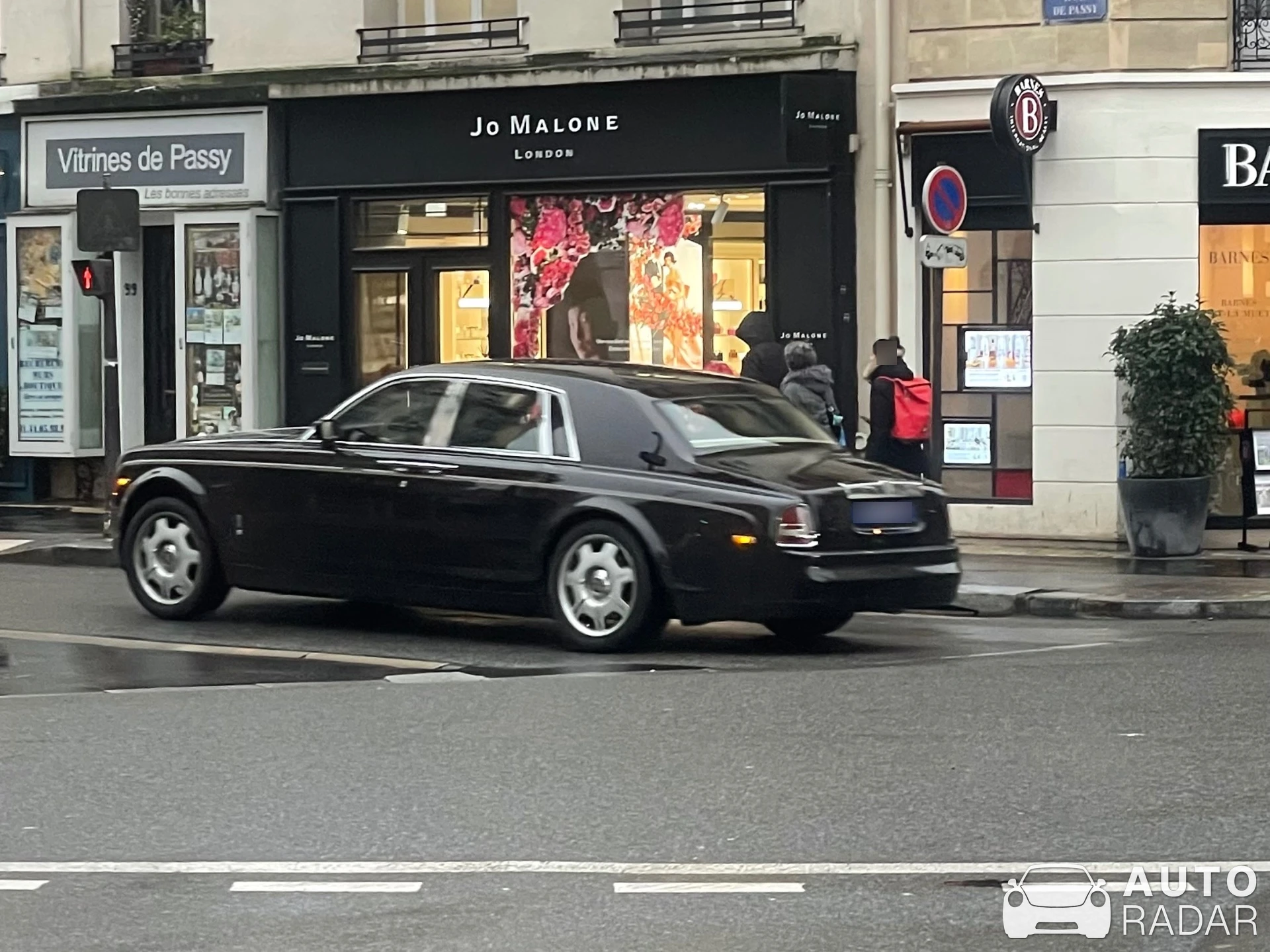 Rolls-Royce Phantom VII spotted in Paris, France